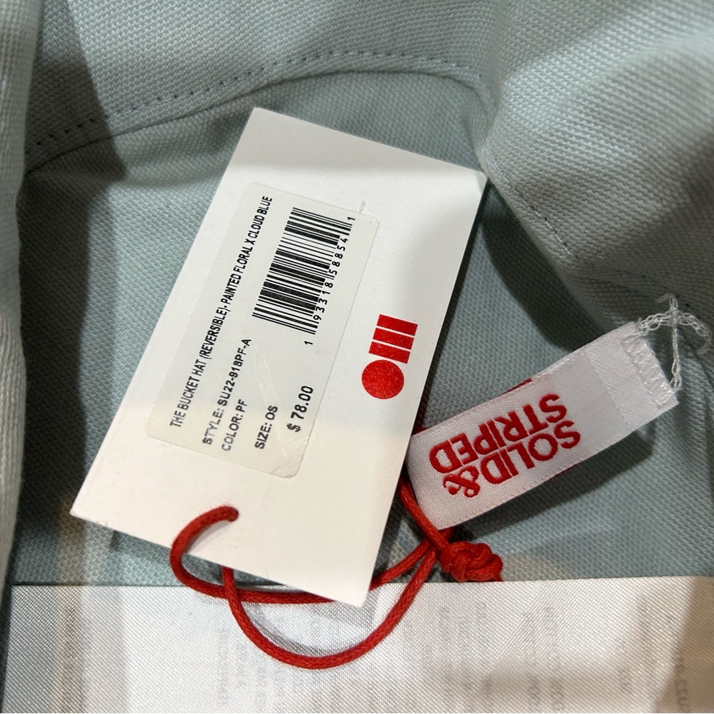 Madewell x Solid & Striped® Canvas Bucket Hat - Picture 8 of 16